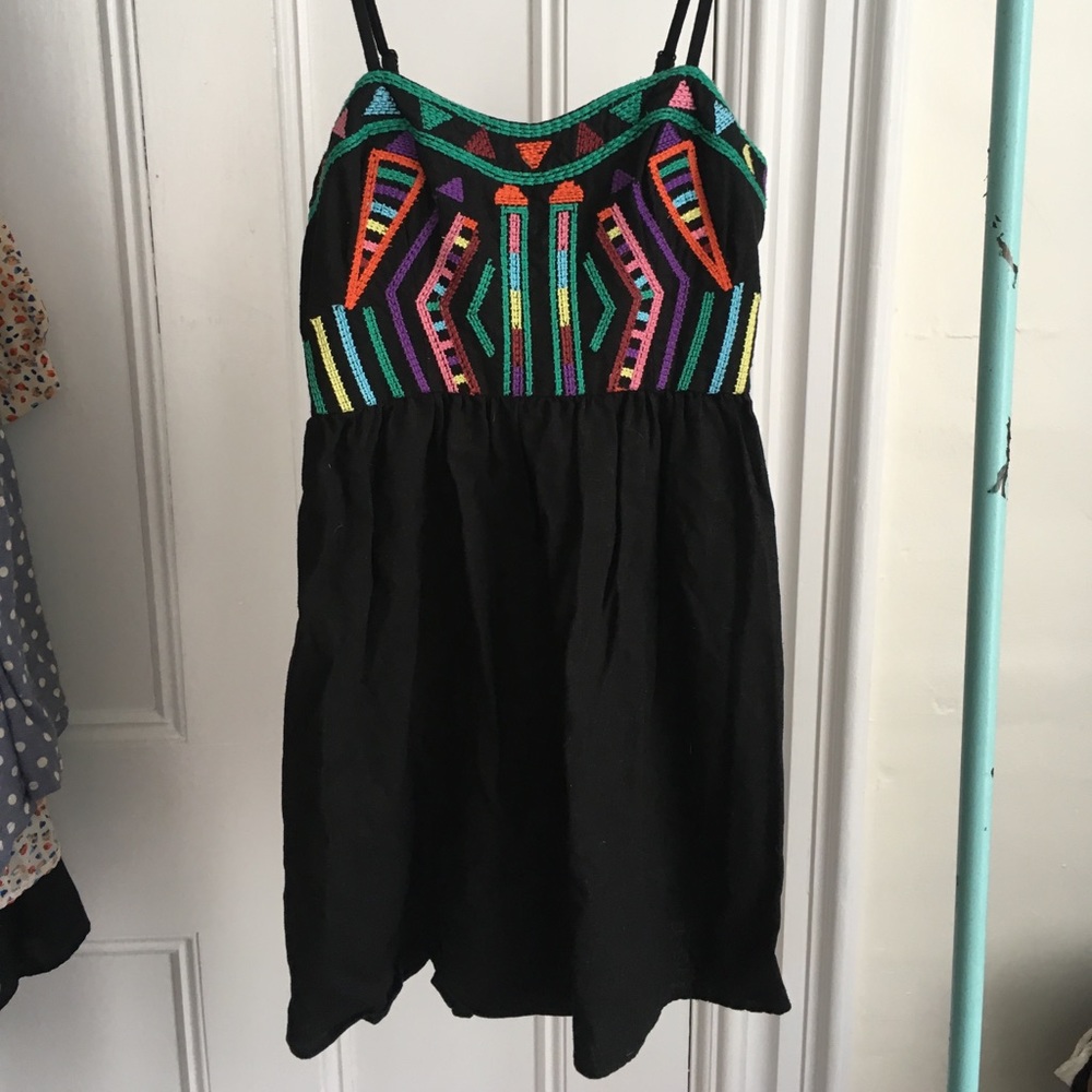 UO Staring at Stars Embroidered Linen Dress Size 0